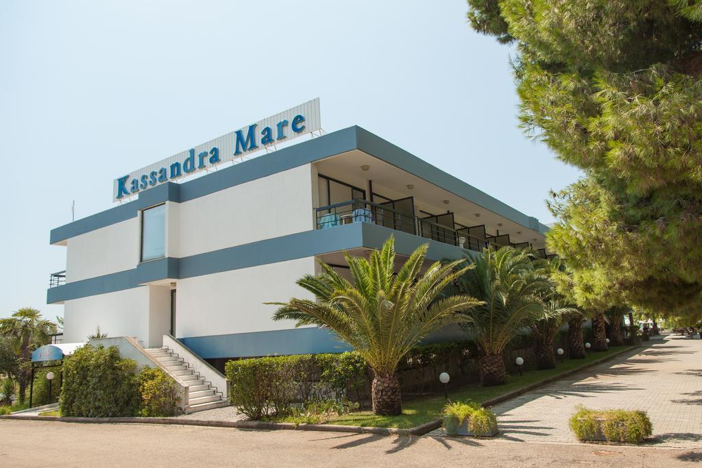 Kassandra Mare Hotel Nea Poteidaia Exterior photo